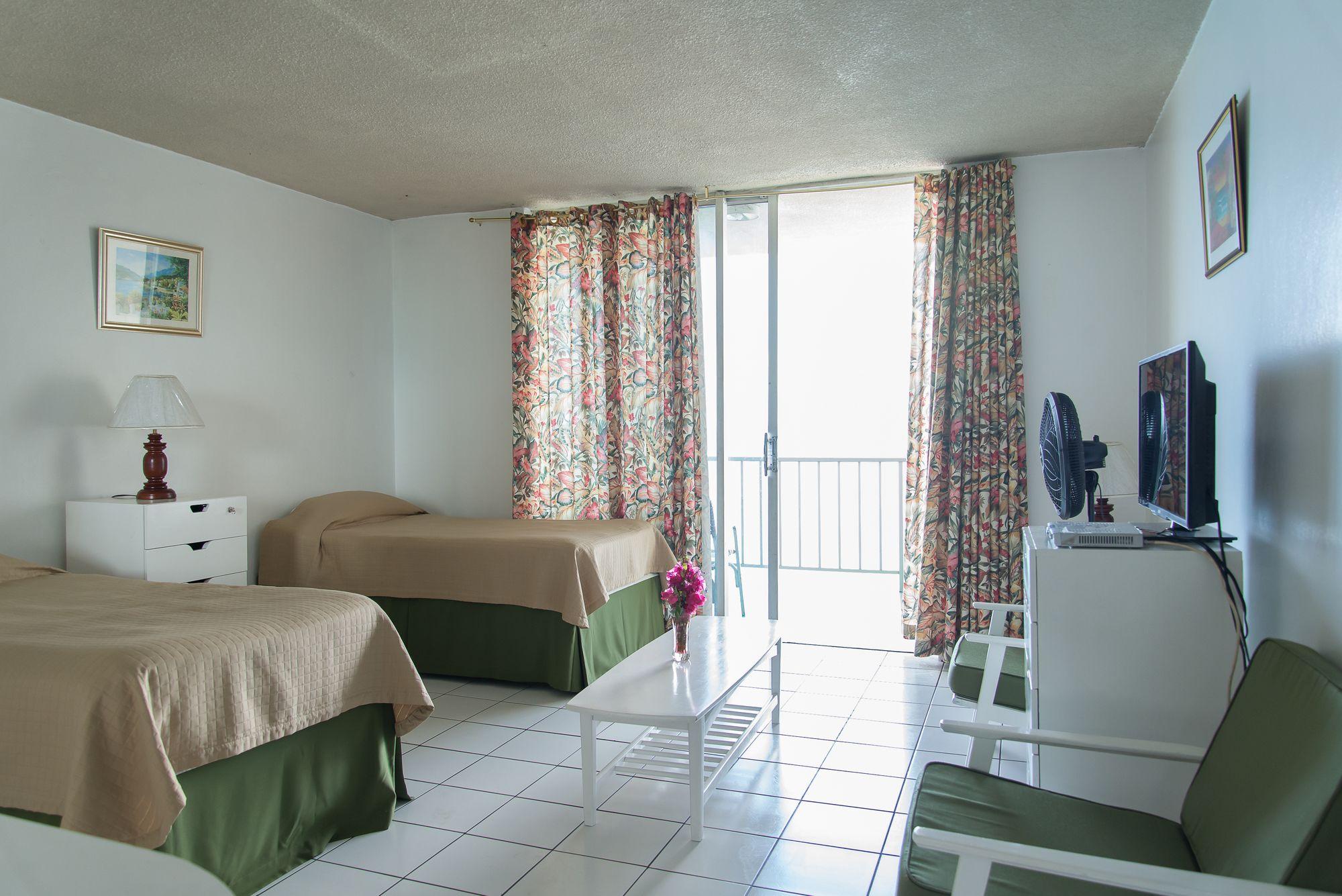 Montego Bay Club Apartments Zewnętrze zdjęcie